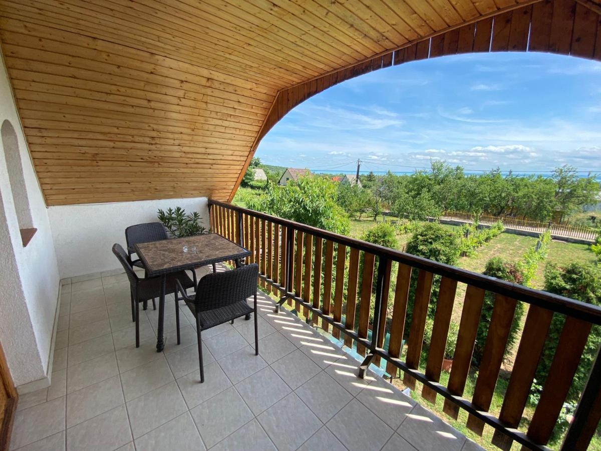 Fuege Vendeghaz Villa Lovas Exteriör bild